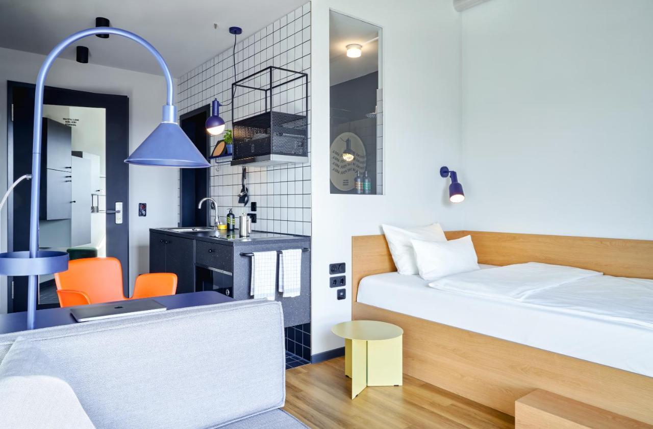 Stayery Bielefeld Hauptbahnhof Buitenkant foto