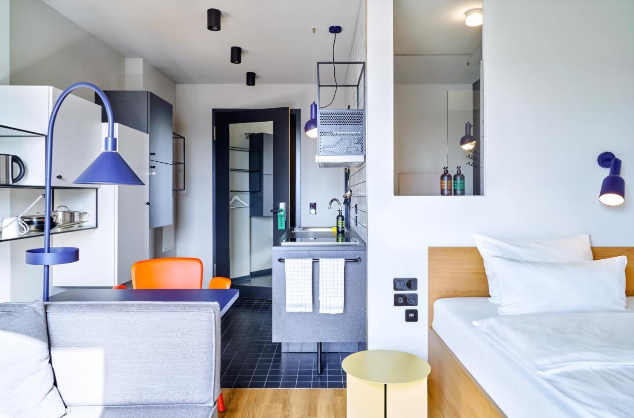 Stayery Bielefeld Hauptbahnhof Buitenkant foto