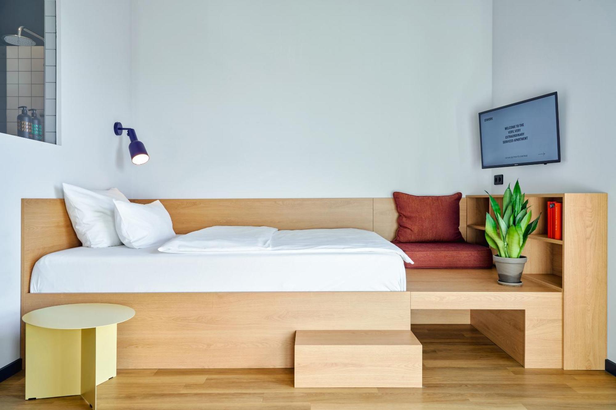 Stayery Bielefeld Hauptbahnhof Buitenkant foto